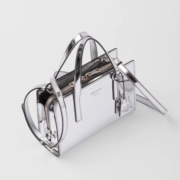 Prada Mini Spazzolato Re-Edition 1995 Bag Metallic Silver - Picture 4 of 16